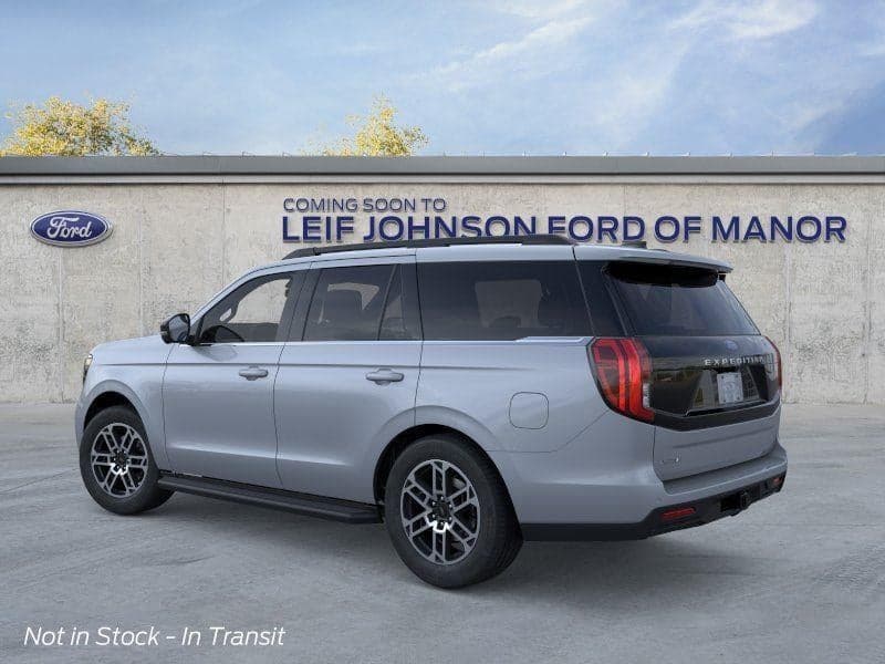 2026 Ford Expedition - Image 4