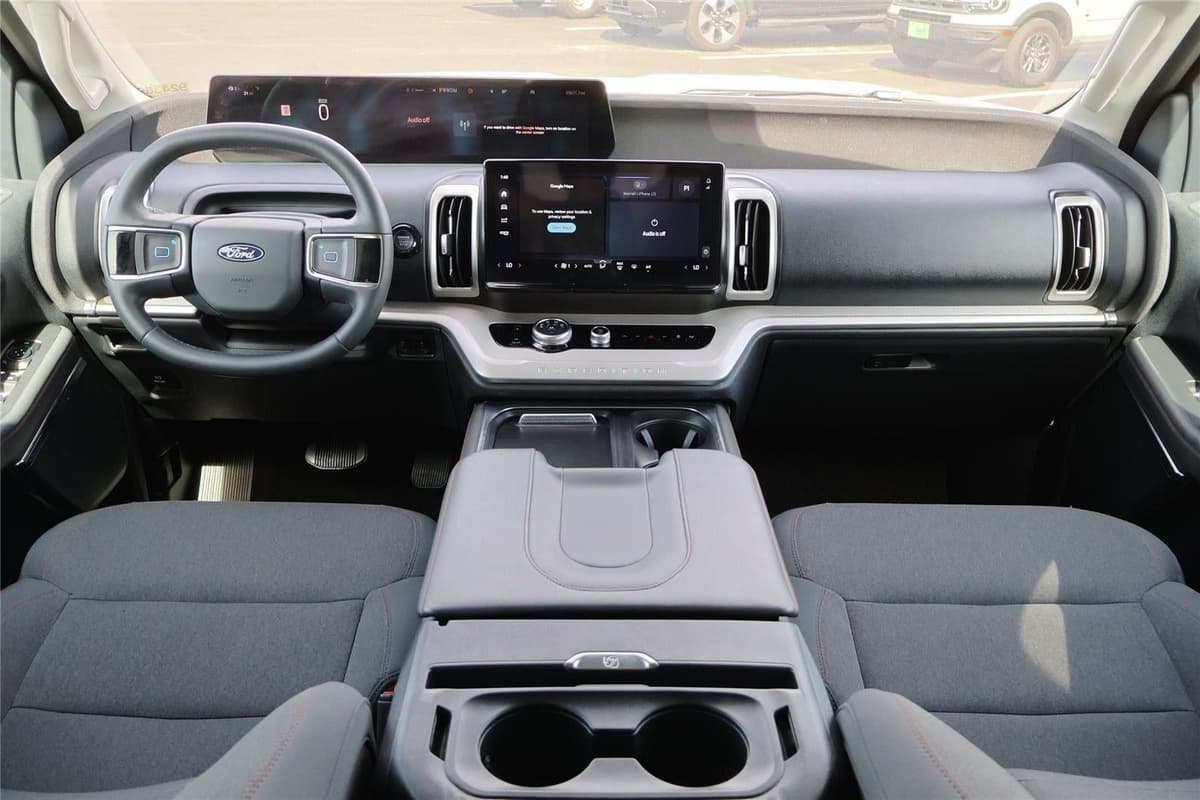 2025 Ford Expedition - Image 22