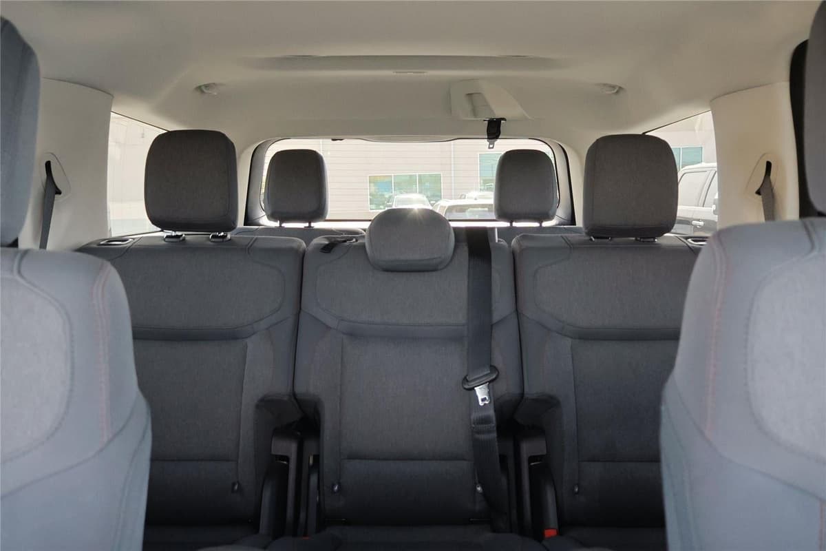 2025 Ford Expedition - Image 24