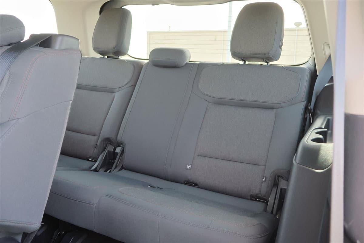 2025 Ford Expedition - Image 30