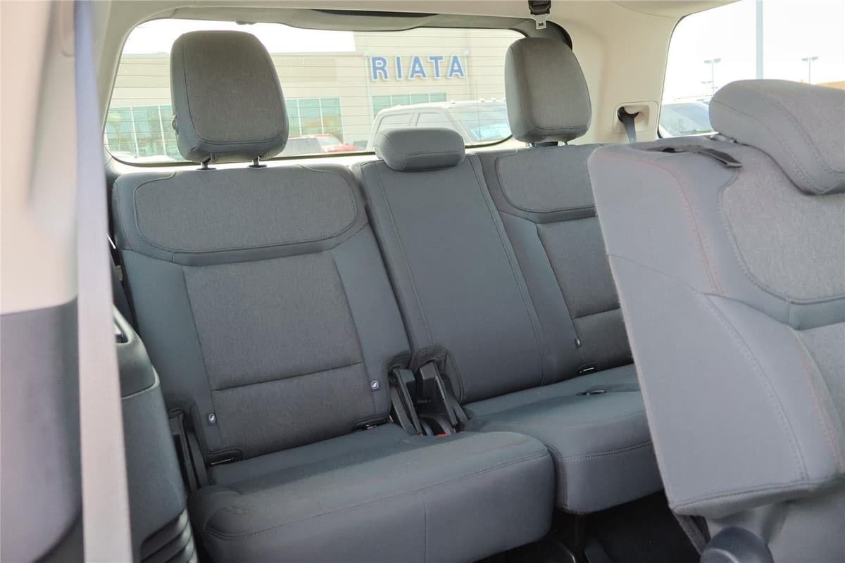 2025 Ford Expedition - Image 36