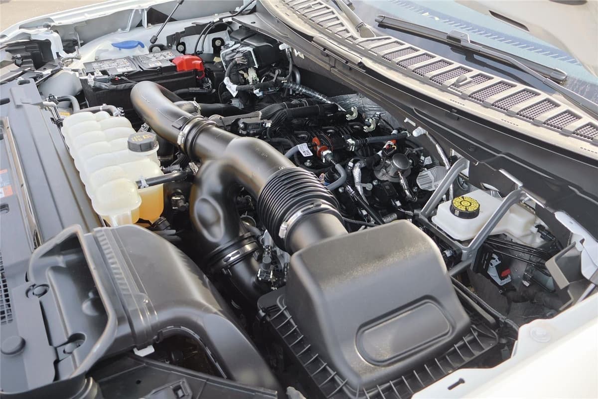 2025 Ford Expedition - Image 41