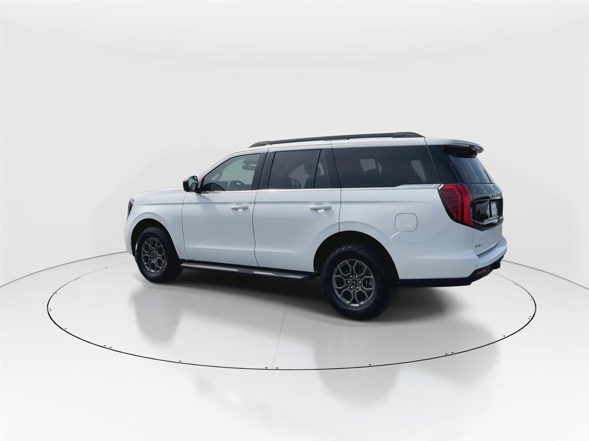 2025 Ford Expedition - Image 6