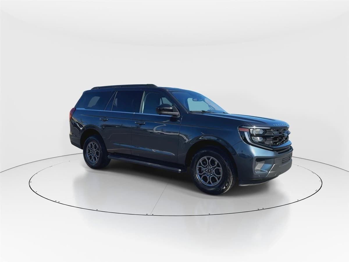 2025 Ford Expedition - Image 2