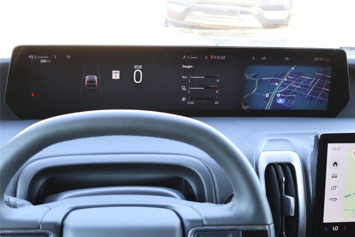 2025 Ford Expedition - Image 21