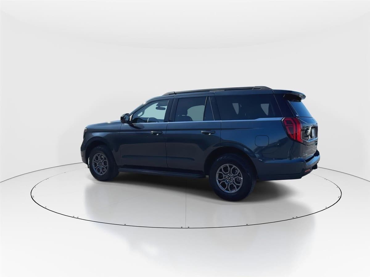 2025 Ford Expedition - Image 6