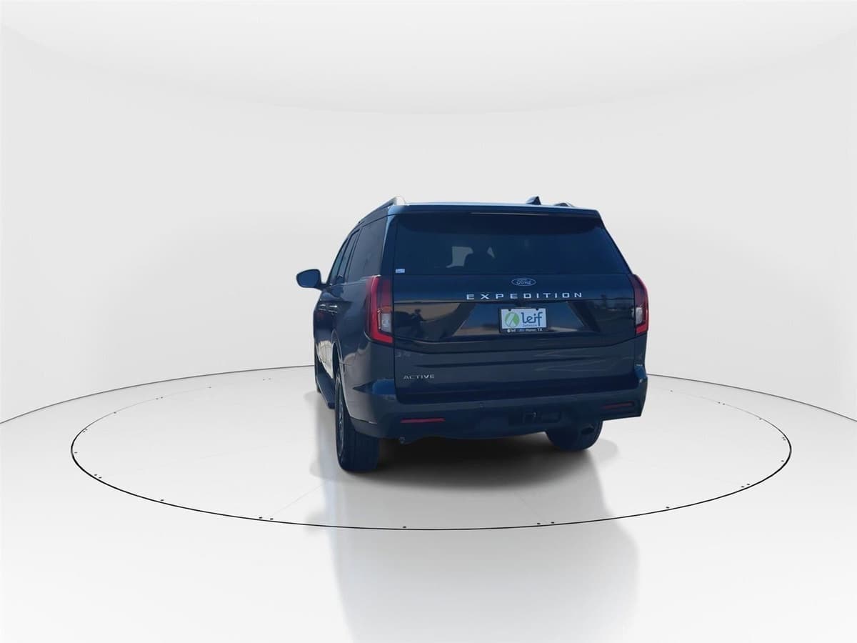 2025 Ford Expedition - Image 7