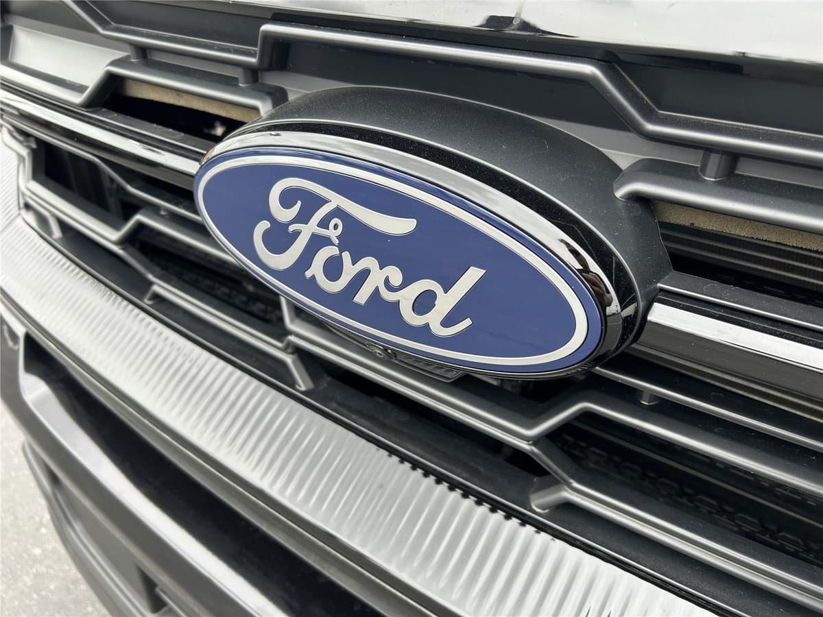 2025 Ford Expedition - Image 27