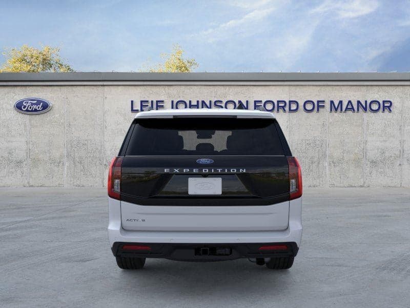 2026 Ford Expedition - Image 5