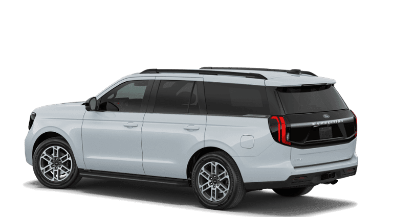 2026 Ford Expedition - Image 25
