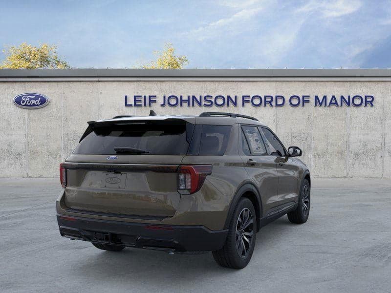2026 Ford Explorer - Image 8