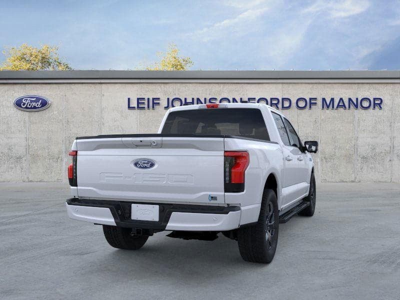 2025 Ford F-150 Lightning - Image 8