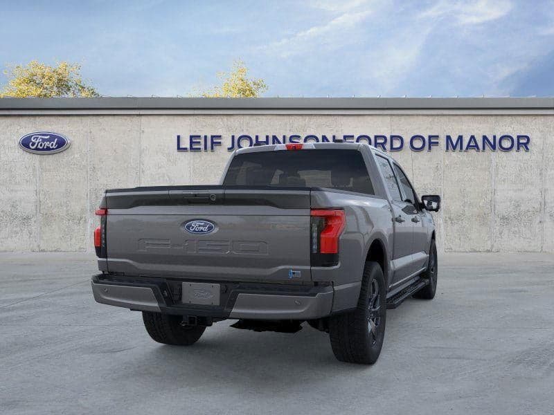 2025 Ford F-150 Lightning - Image 8