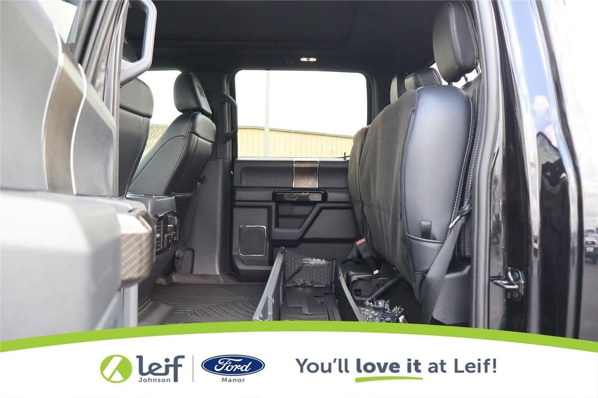 2022 Ford Super Duty F-250 - Image 33