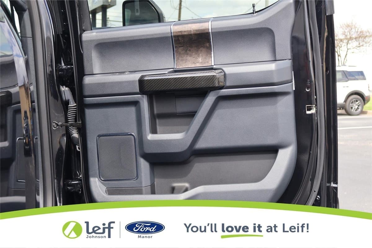 2022 Ford Super Duty F-250 - Image 35