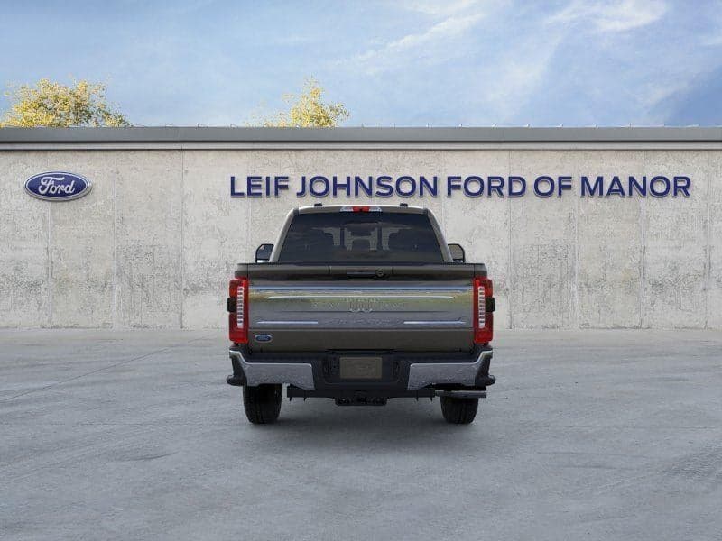 2026 Ford Super Duty F-250 - Image 5