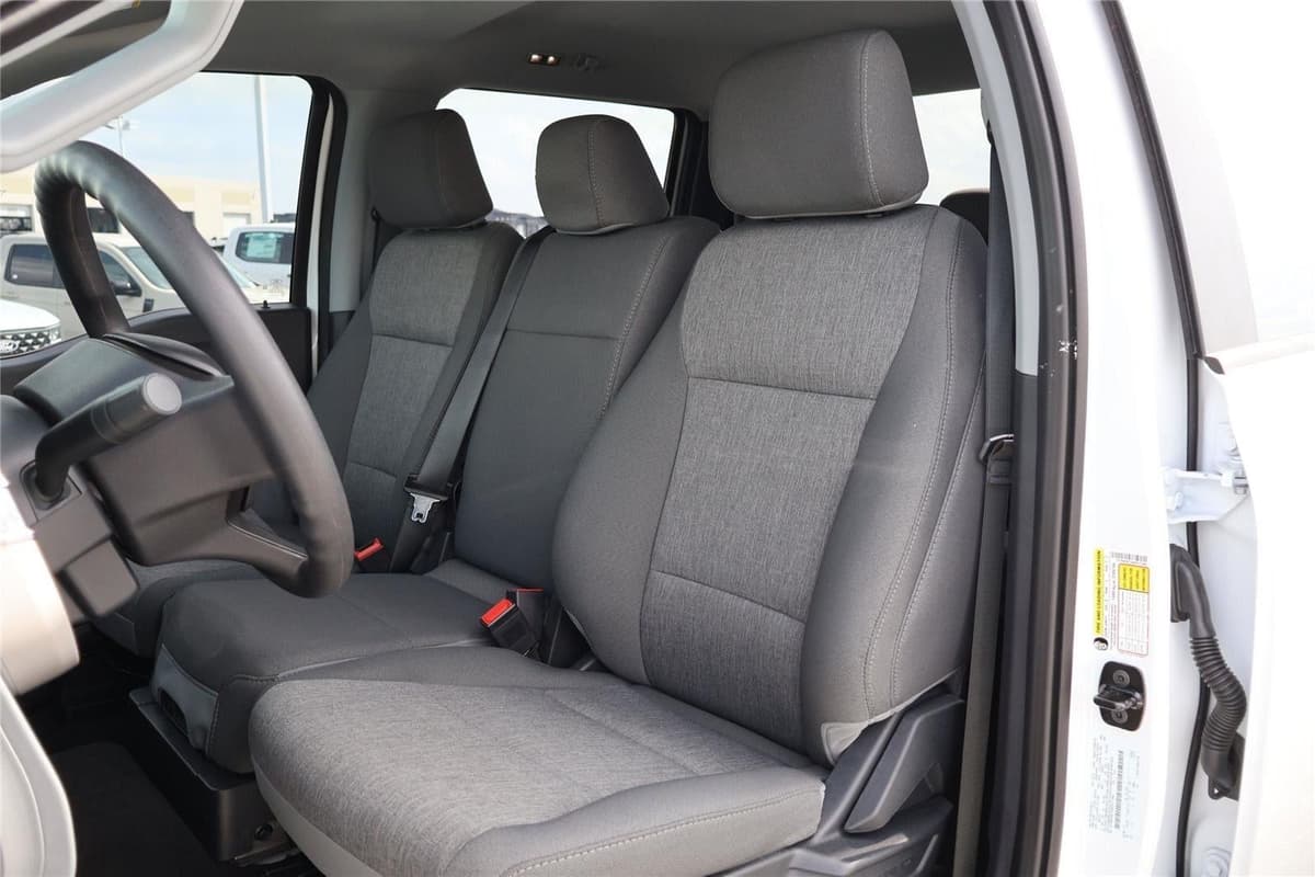 2025 Ford Super Duty F-250 - Image 15