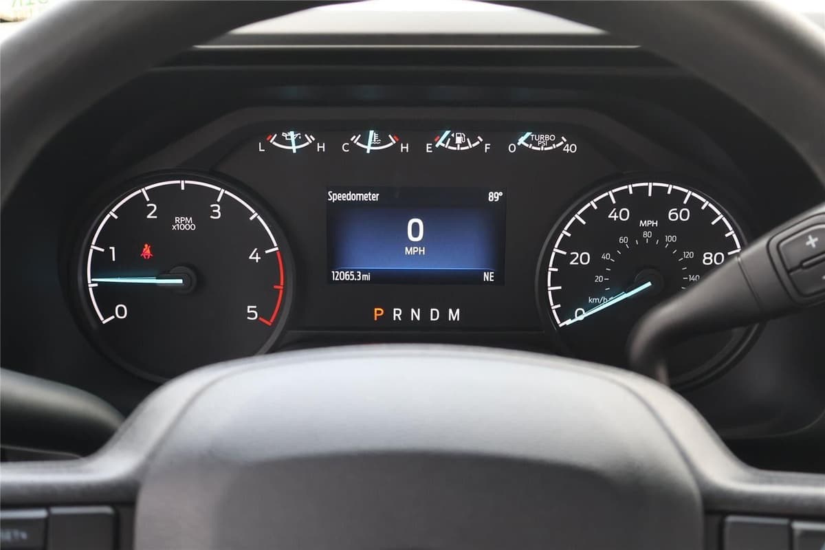 2025 Ford Super Duty F-250 - Image 23