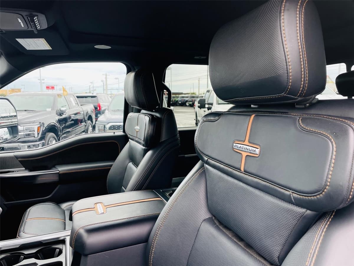 2023 Ford Super Duty F-350 - Image 11