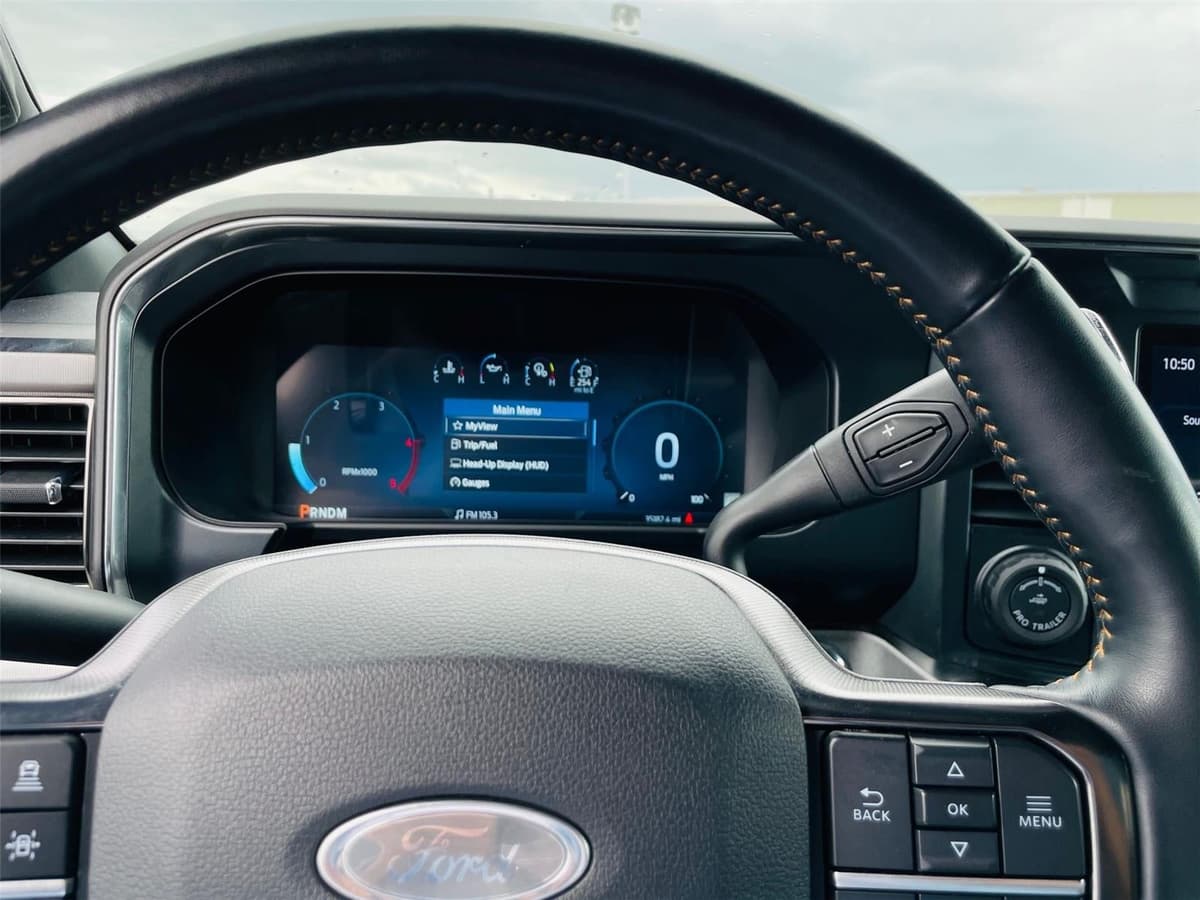 2023 Ford Super Duty F-350 - Image 15