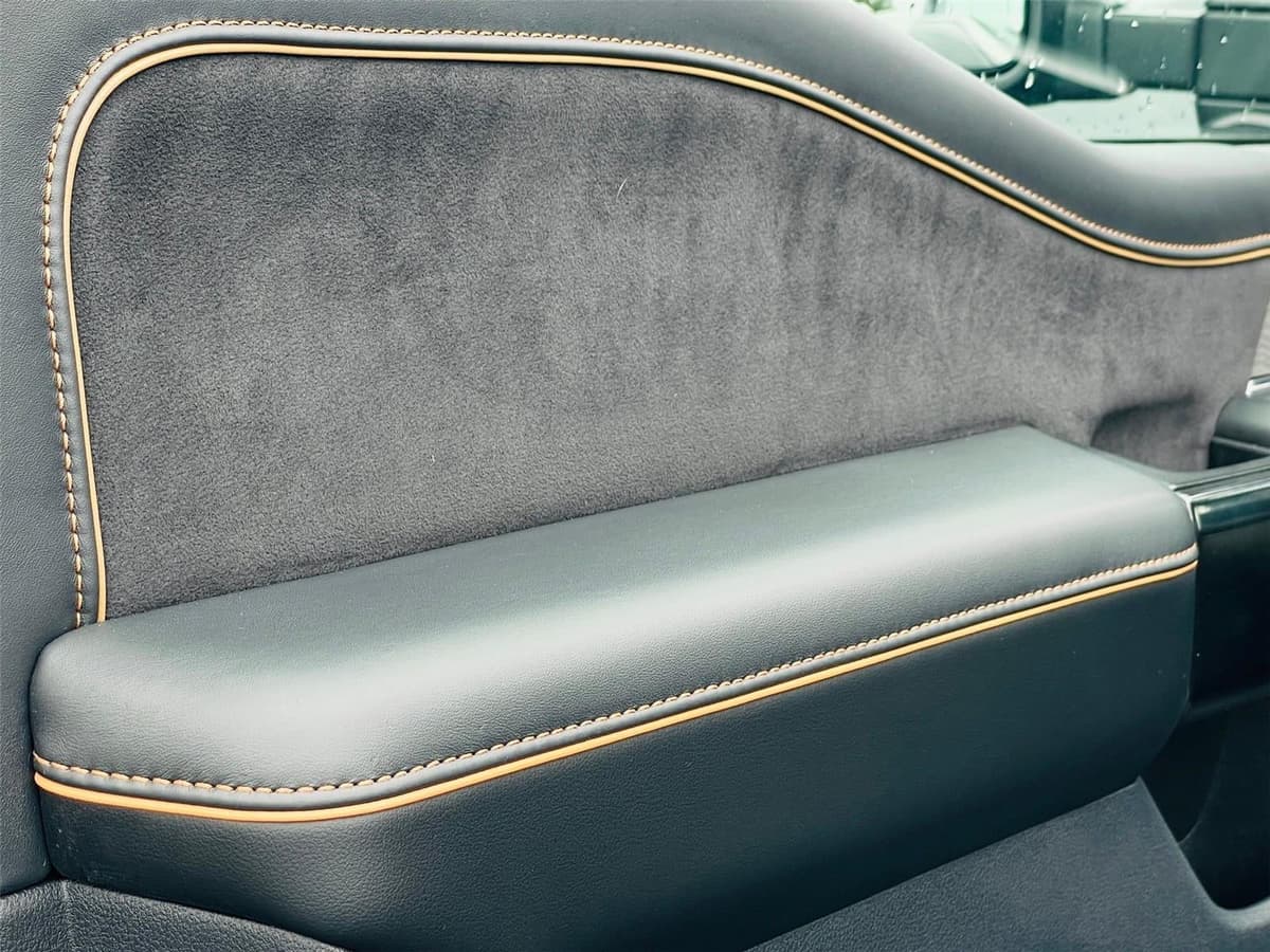 2023 Ford Super Duty F-350 - Image 22