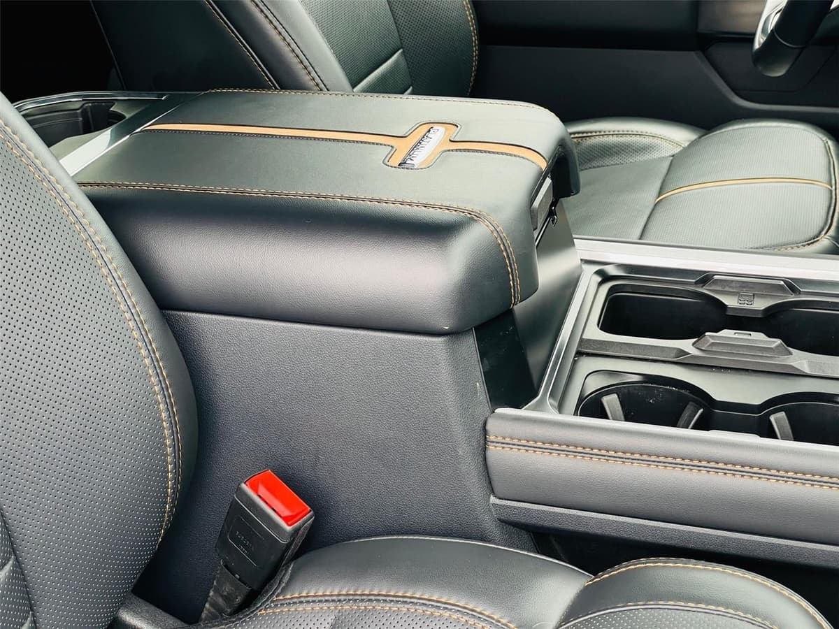 2023 Ford Super Duty F-350 - Image 25