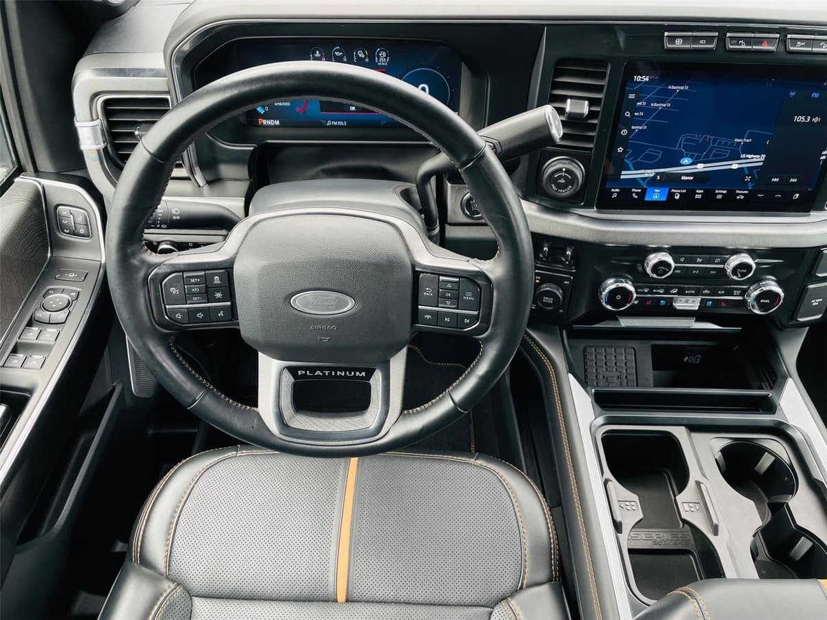 2023 Ford Super Duty F-350 - Image 31