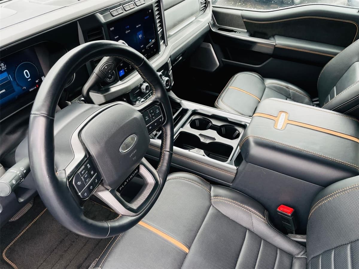 2023 Ford Super Duty F-350 - Image 9