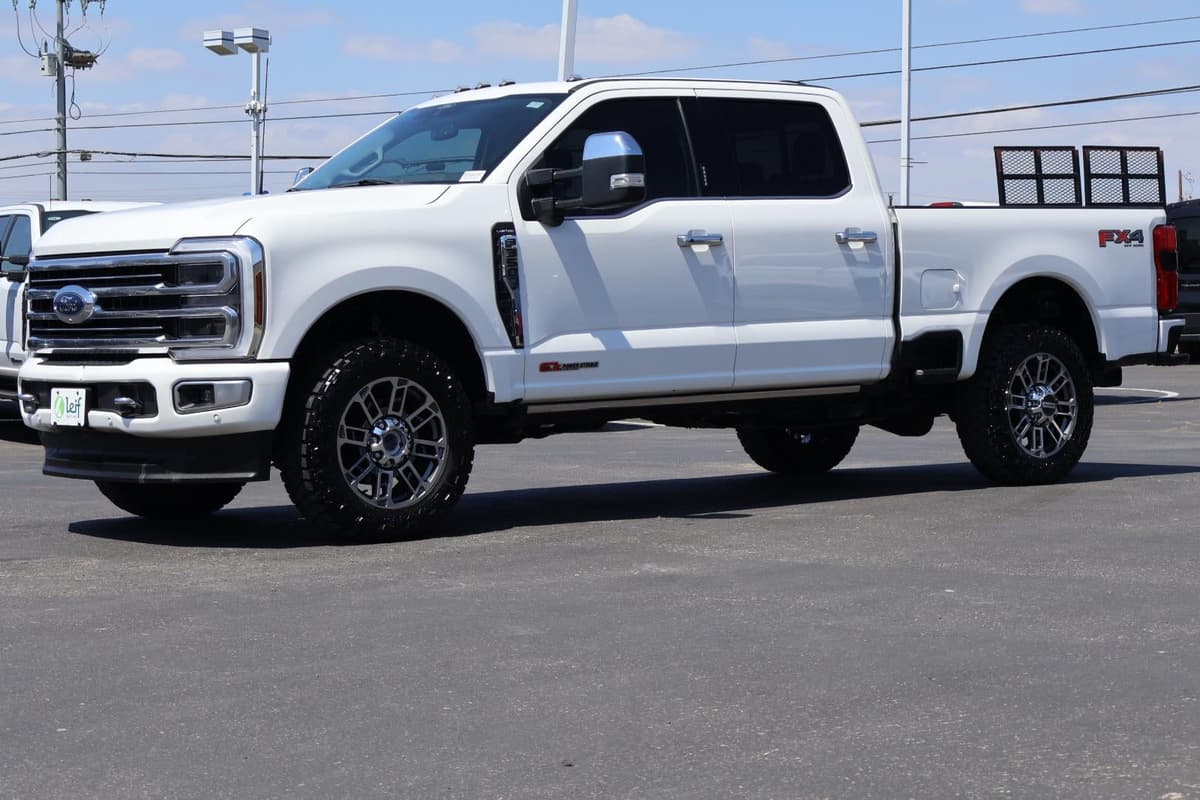 2024 Ford Super Duty F-350 - Image 1