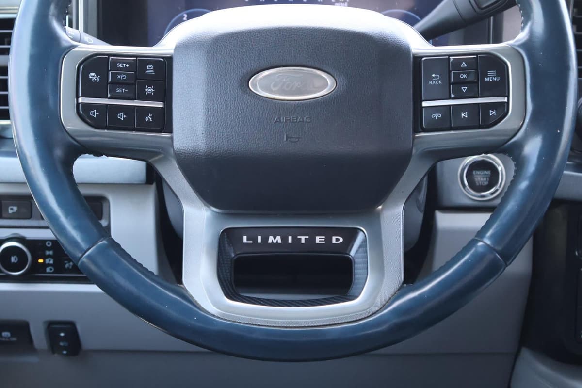 2024 Ford Super Duty F-350 - Image 20