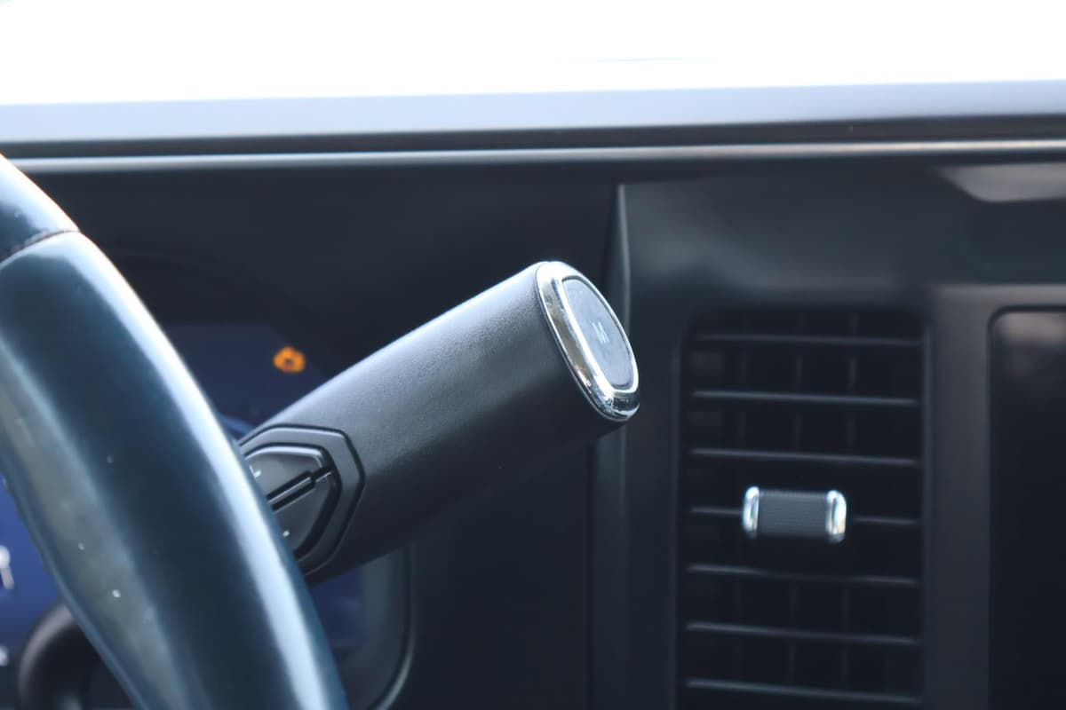 2024 Ford Super Duty F-350 - Image 21