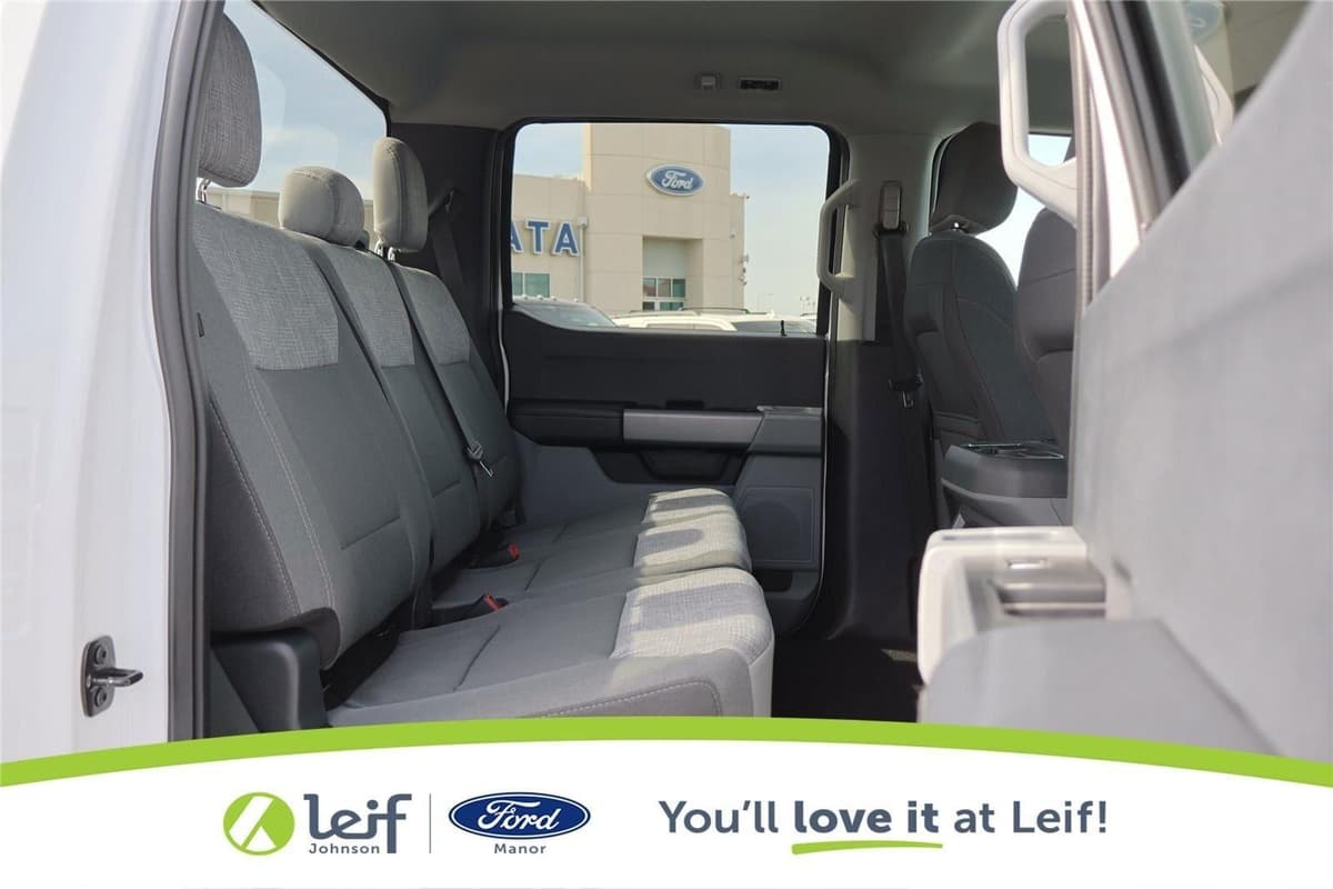 2024 Ford Super Duty F-350 - Image 31