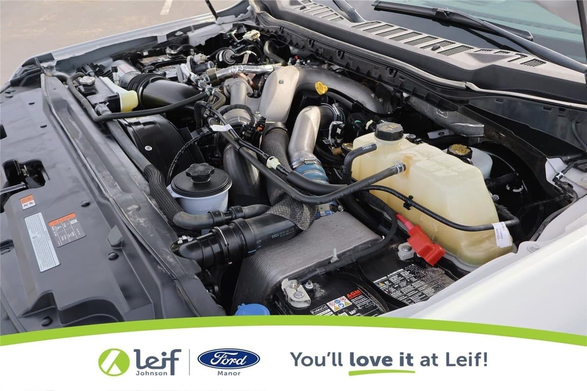 2024 Ford Super Duty F-350 - Image 37