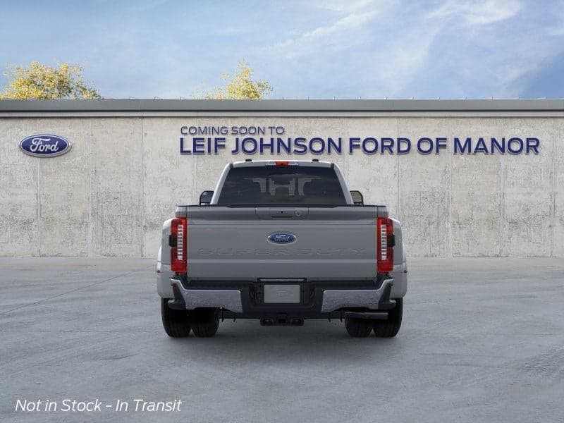 2026 Ford Super Duty F-350 - Image 3