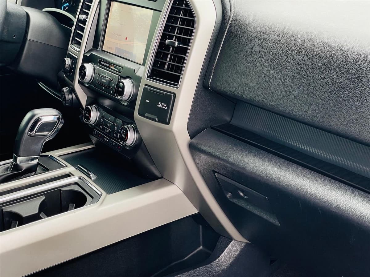 2020 Ford F-150 - Image 21