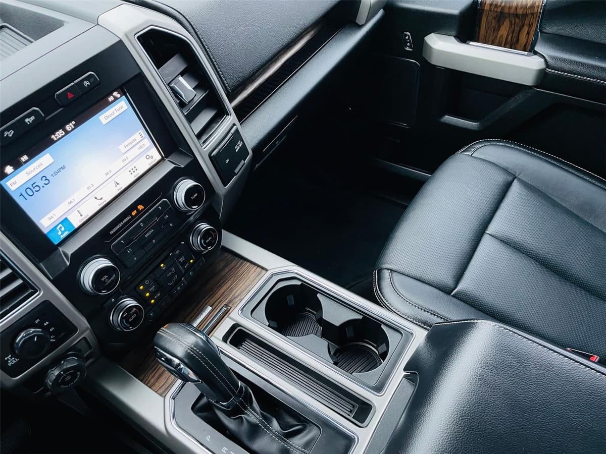 2018 Ford F-150 - Image 10