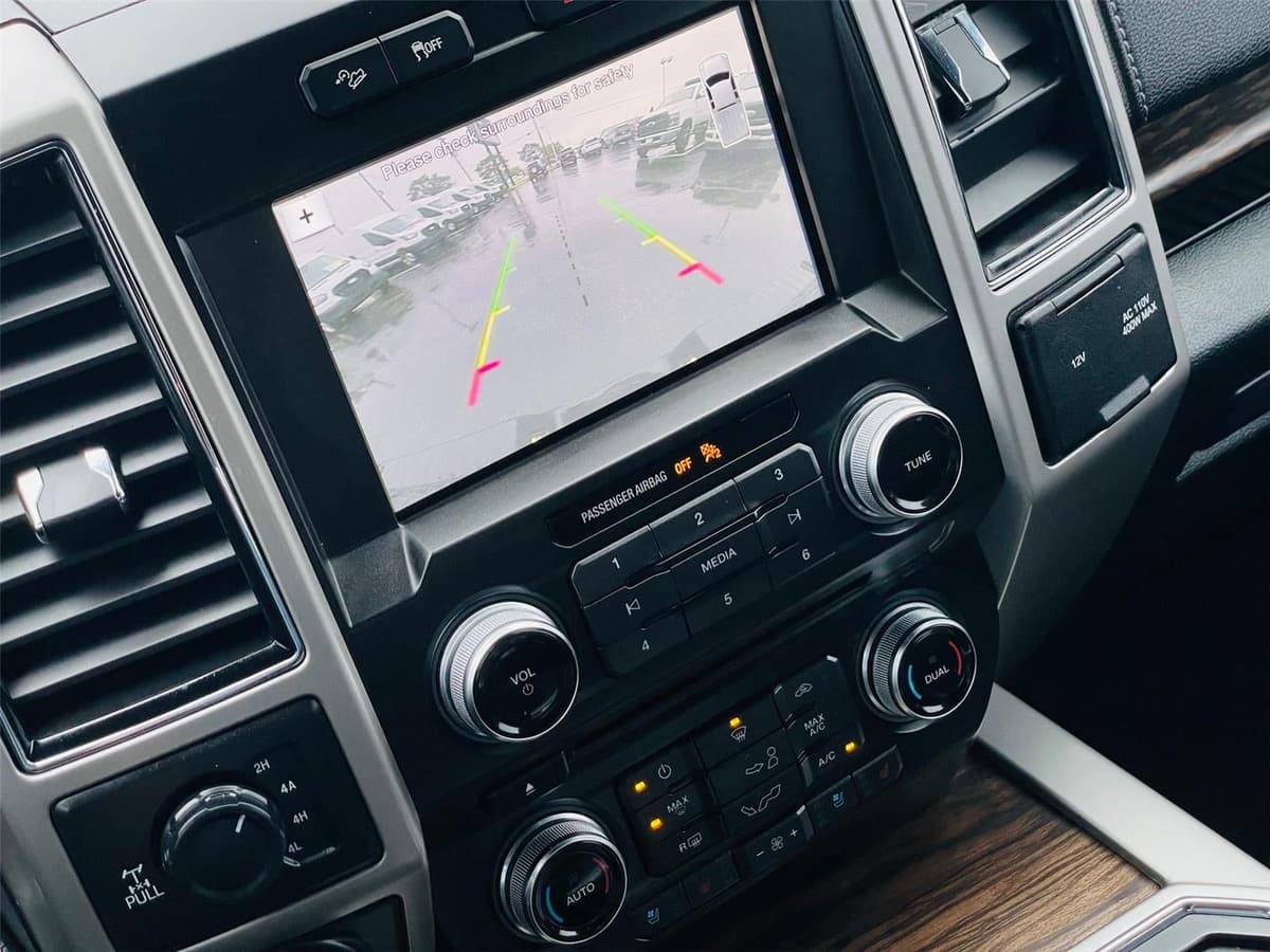 2018 Ford F-150 - Image 22