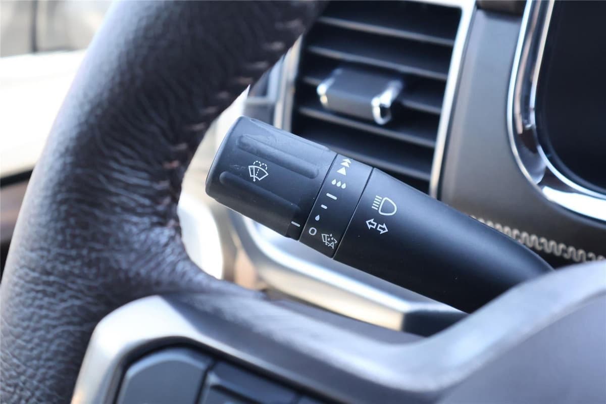 2022 Ford F-150 - Image 18