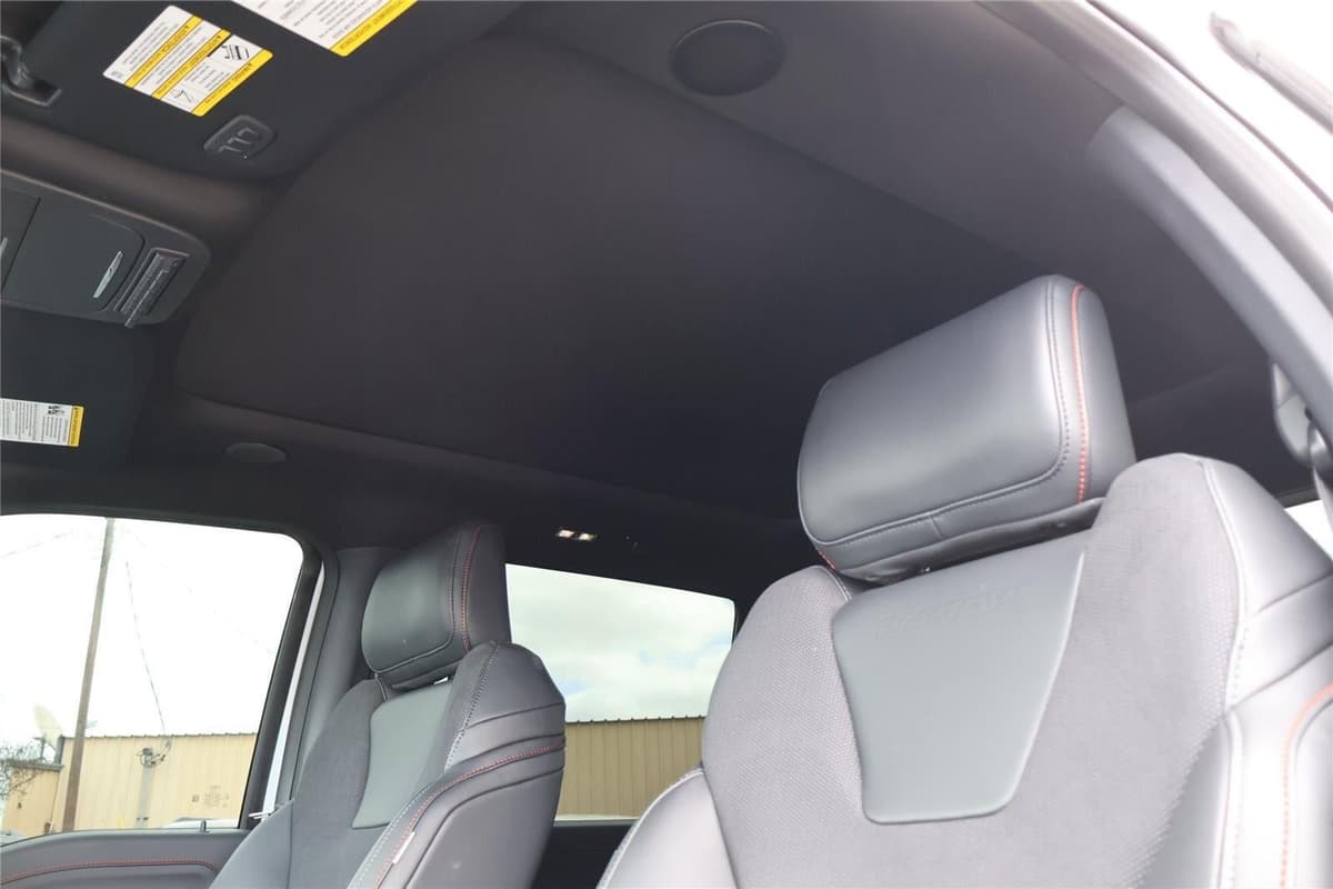 2025 Ford F-150 - Image 15