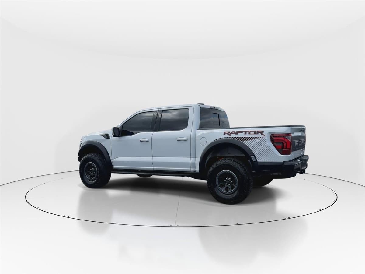 2025 Ford F-150 - Image 6