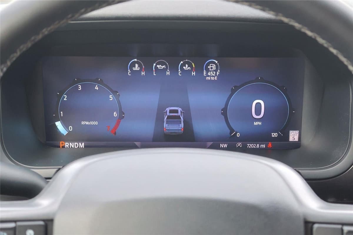 2025 Ford F-150 - Image 15