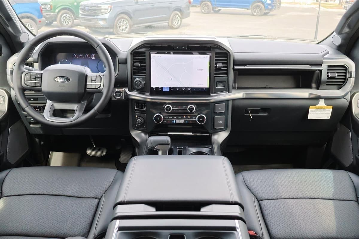 2025 Ford F-150 - Image 20