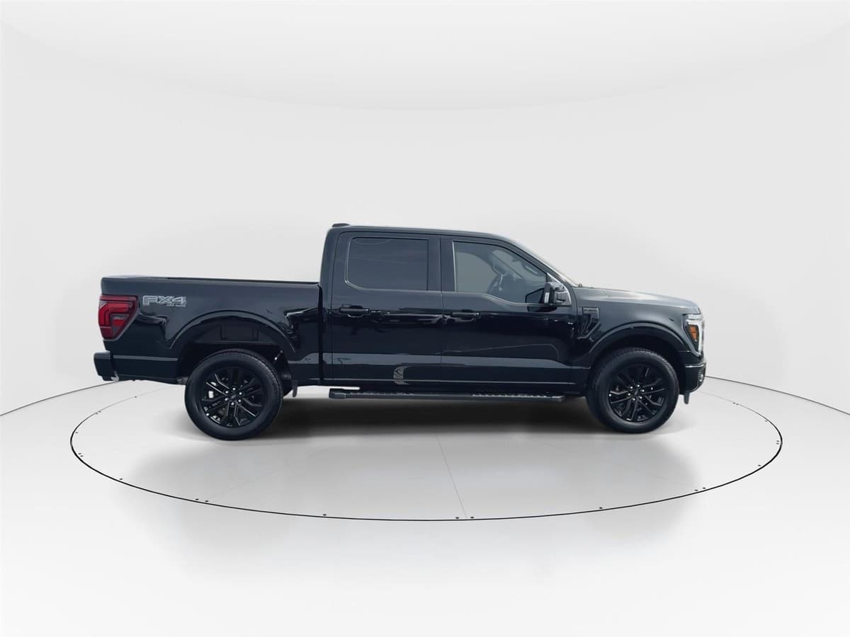 2025 Ford F-150 - Image 9