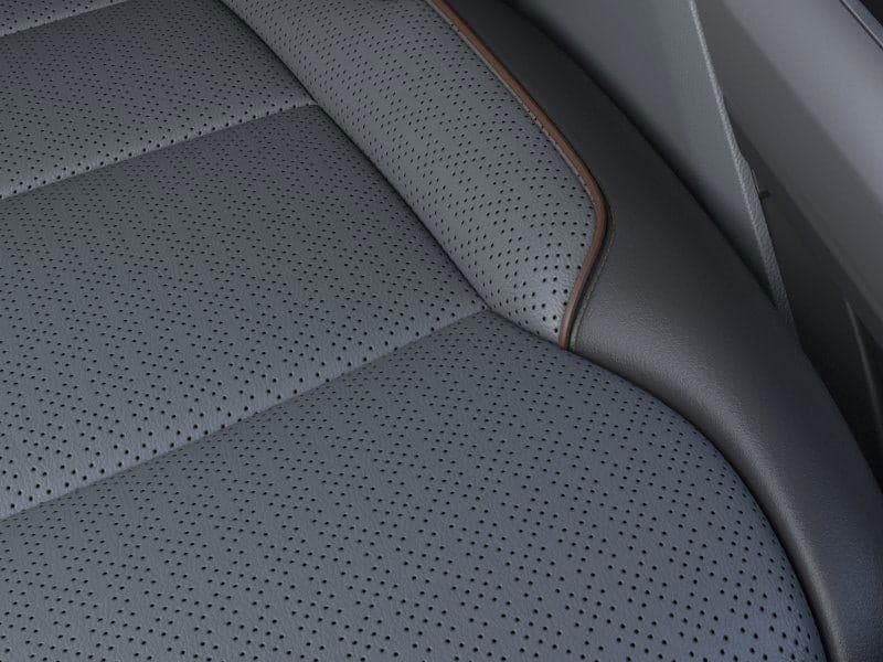 2025 Ford F-150 - Image 16