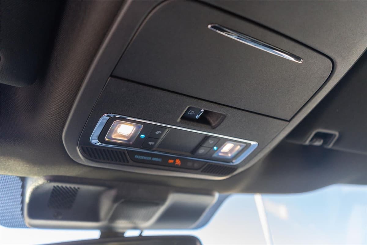 2025 Ford F-150 - Image 19