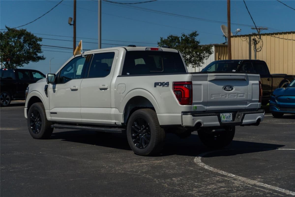 2025 Ford F-150 - Image 6