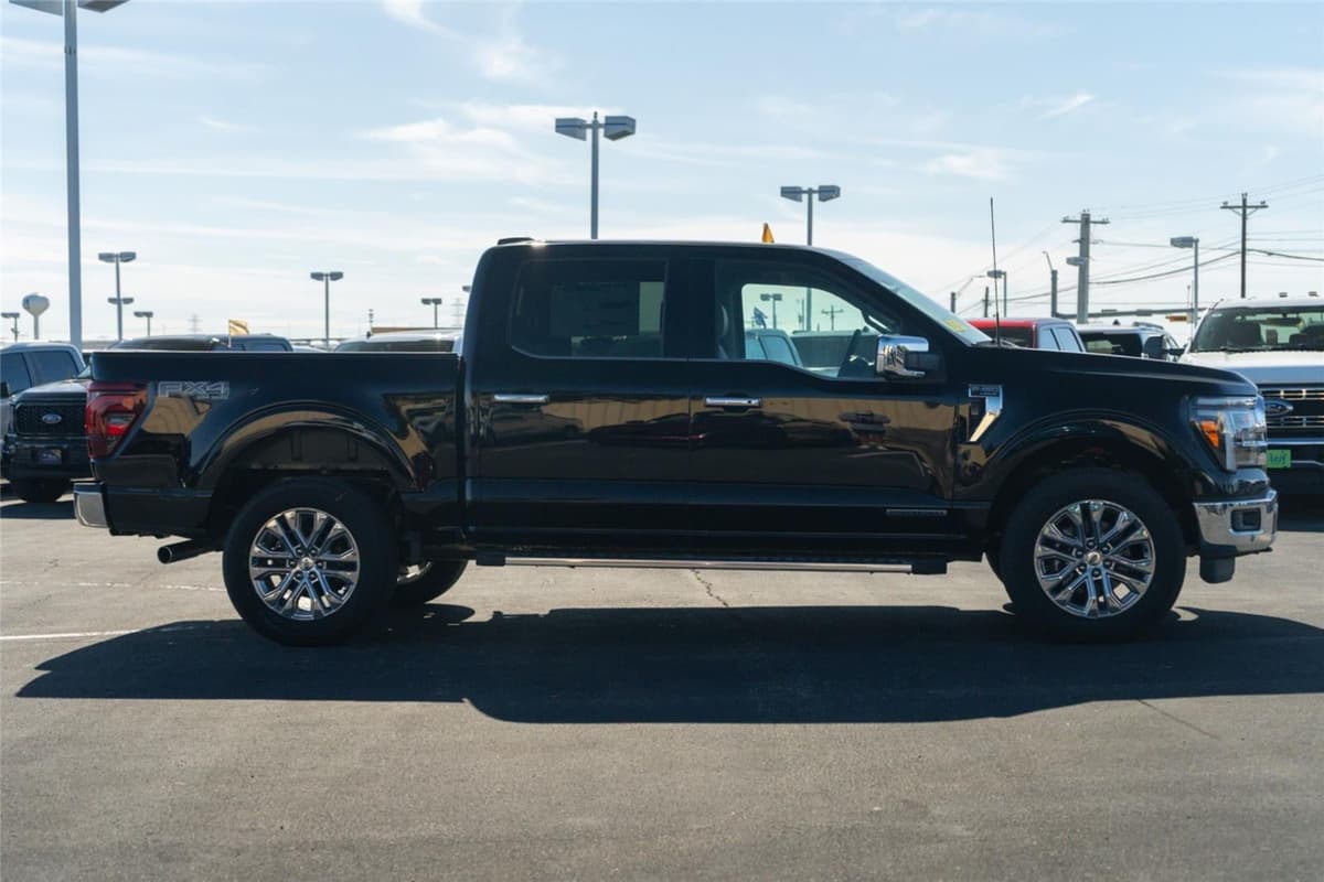 2025 Ford F-150 - Image 4