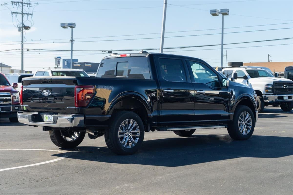 2025 Ford F-150 - Image 5