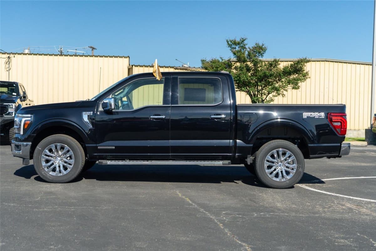 2025 Ford F-150 - Image 7