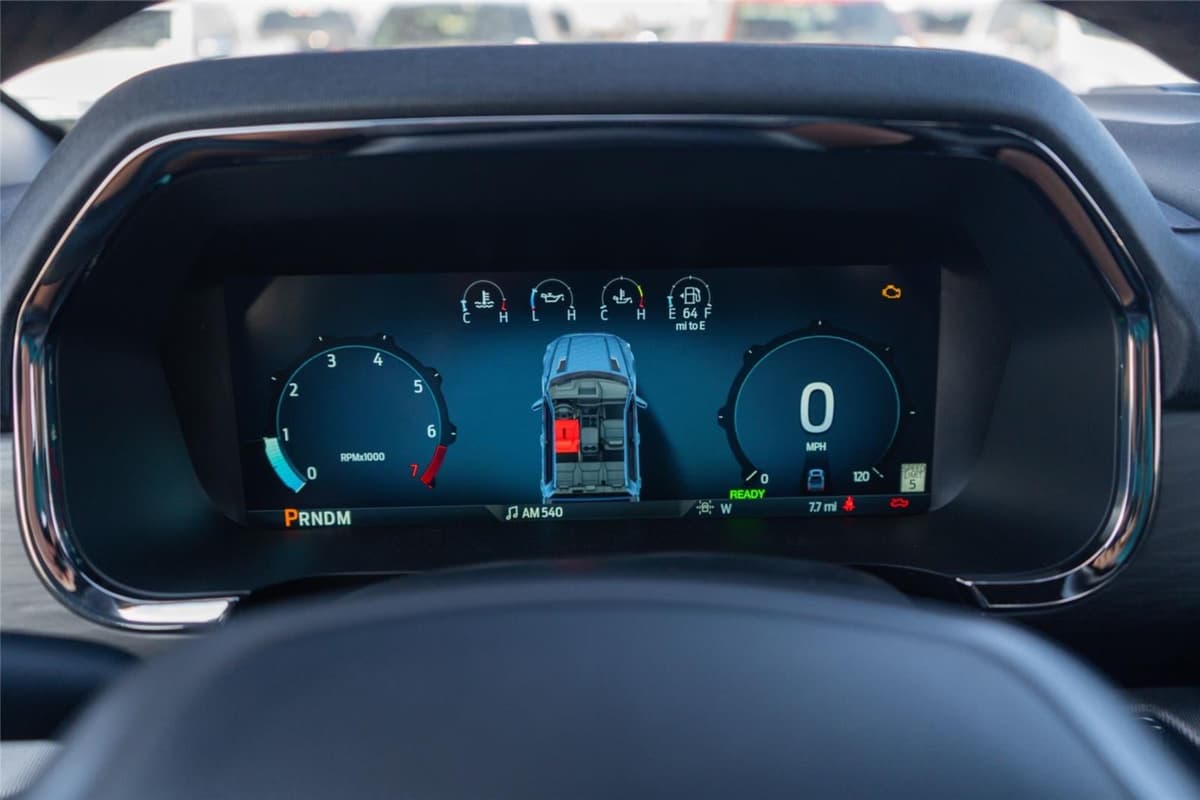 2025 Ford F-150 - Image 14